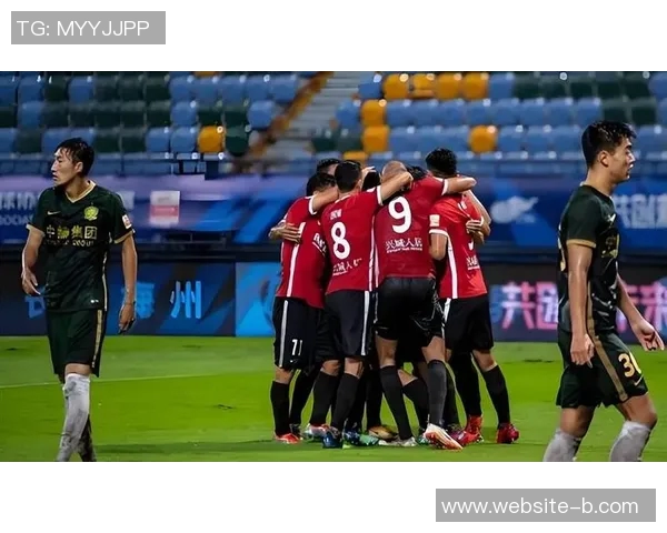 辽宁铁人感恩成都蓉城期待共同见证中国足球崛起的辉煌时刻 辽宁铁人感恩成都蓉城期待共同见证中国足球崛起的辉煌时刻